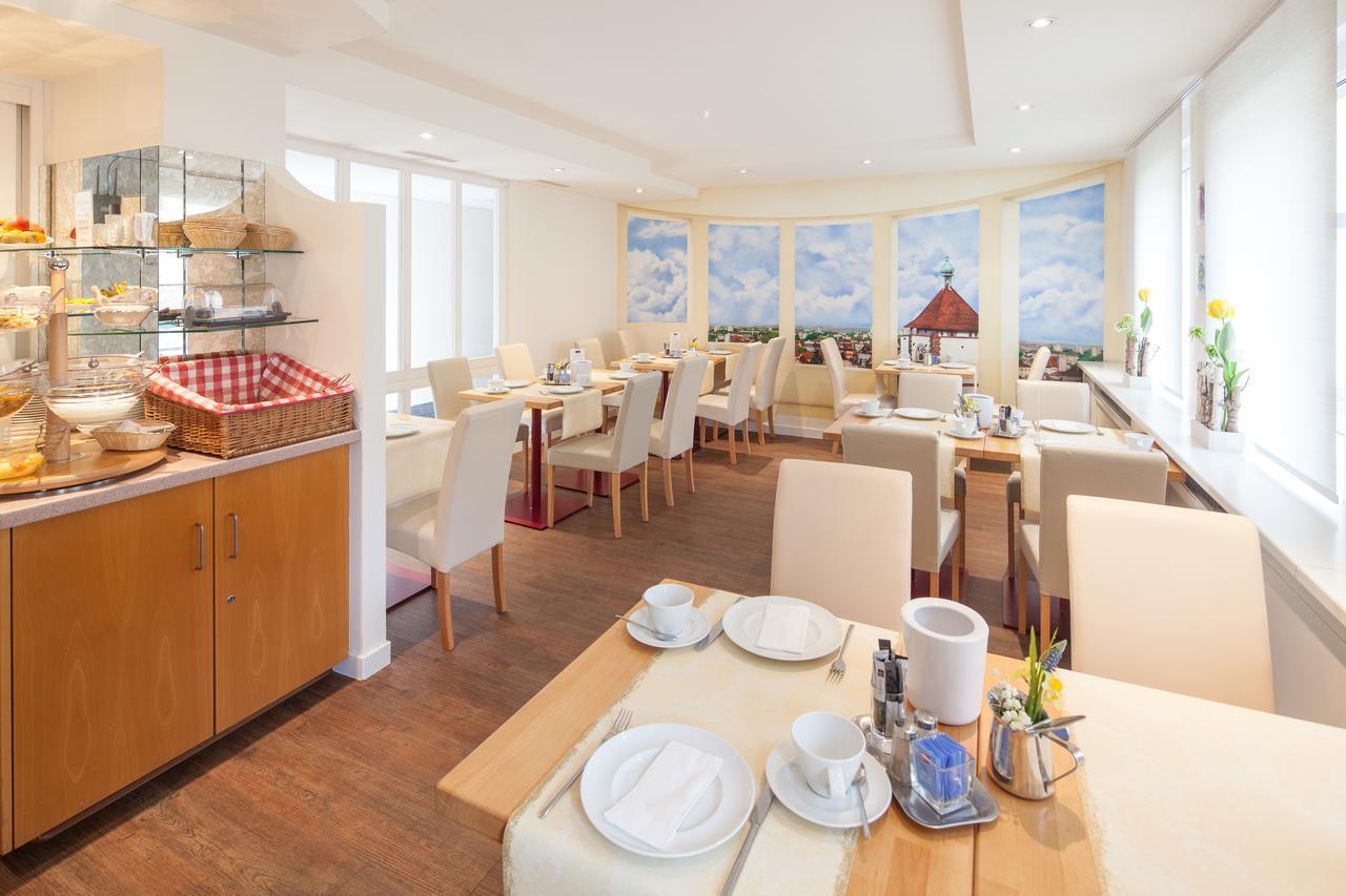 City Hotel Freiburg 3*
