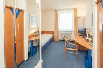 City Hotel Freiburg Hotel 3*